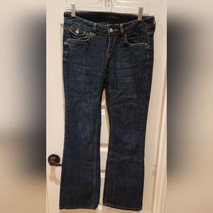Excellent condition. Women's Banana Republic bootcut leg jeans. Size 2